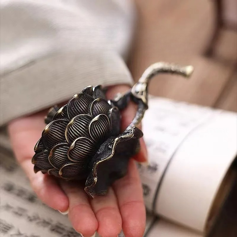 Brûleur d'encens à main Lotus  - Home Fragrance Zen avis et prix